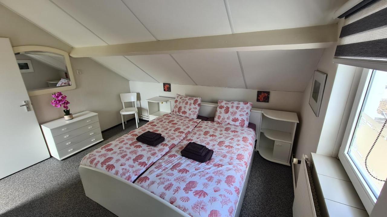 Roos Guesthouse Holiday Appartements 팔켄뷔르흐안더횔 외부 사진