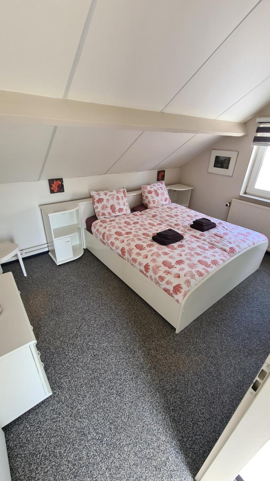 Roos Guesthouse Holiday Appartements 팔켄뷔르흐안더횔 객실 사진